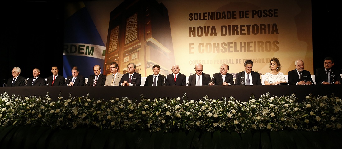 Mesa_Lorene Cortes-313