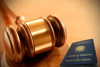 Brasileiros desconhecem alguns direitos trabalhistas, aponta pesquisa
