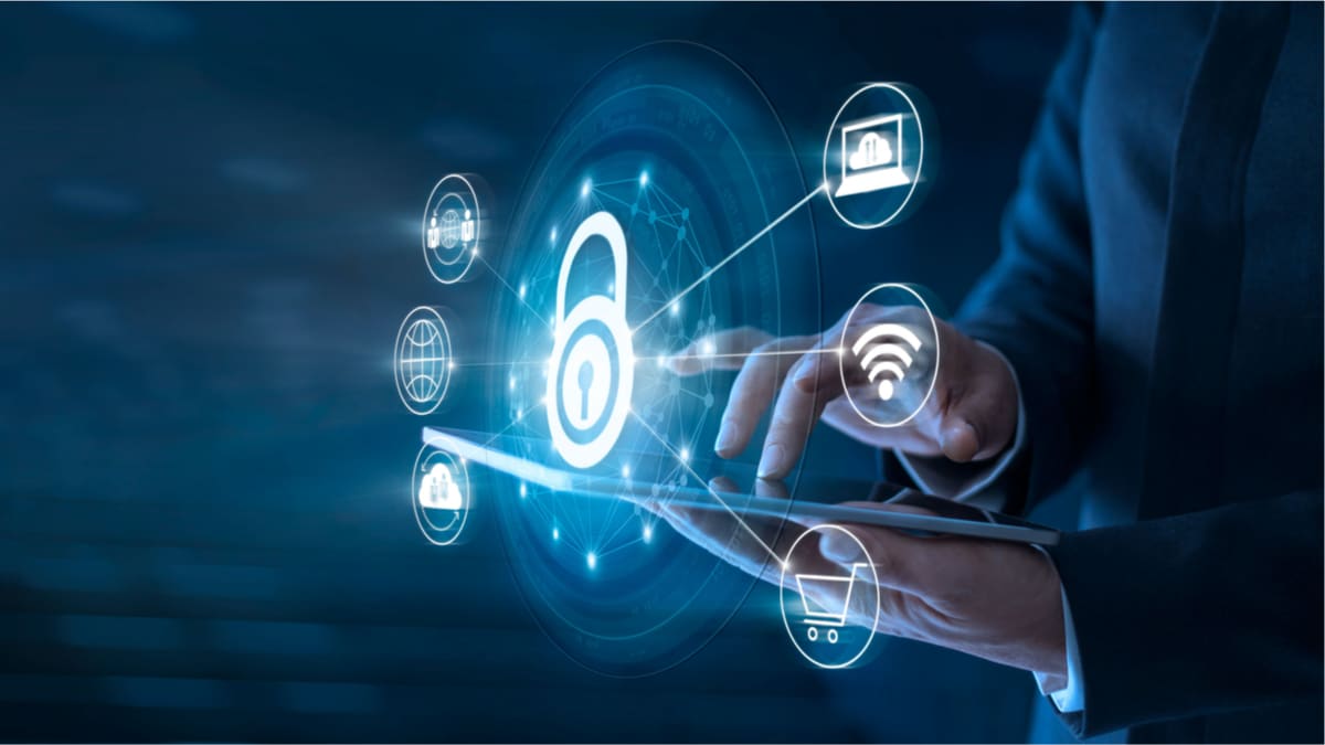 Designed by PopTika / shutterstock