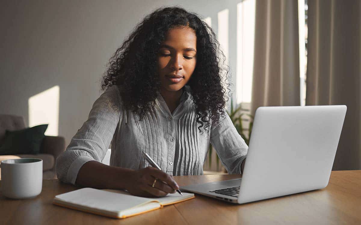 Imagem por @karlyukav / freepik