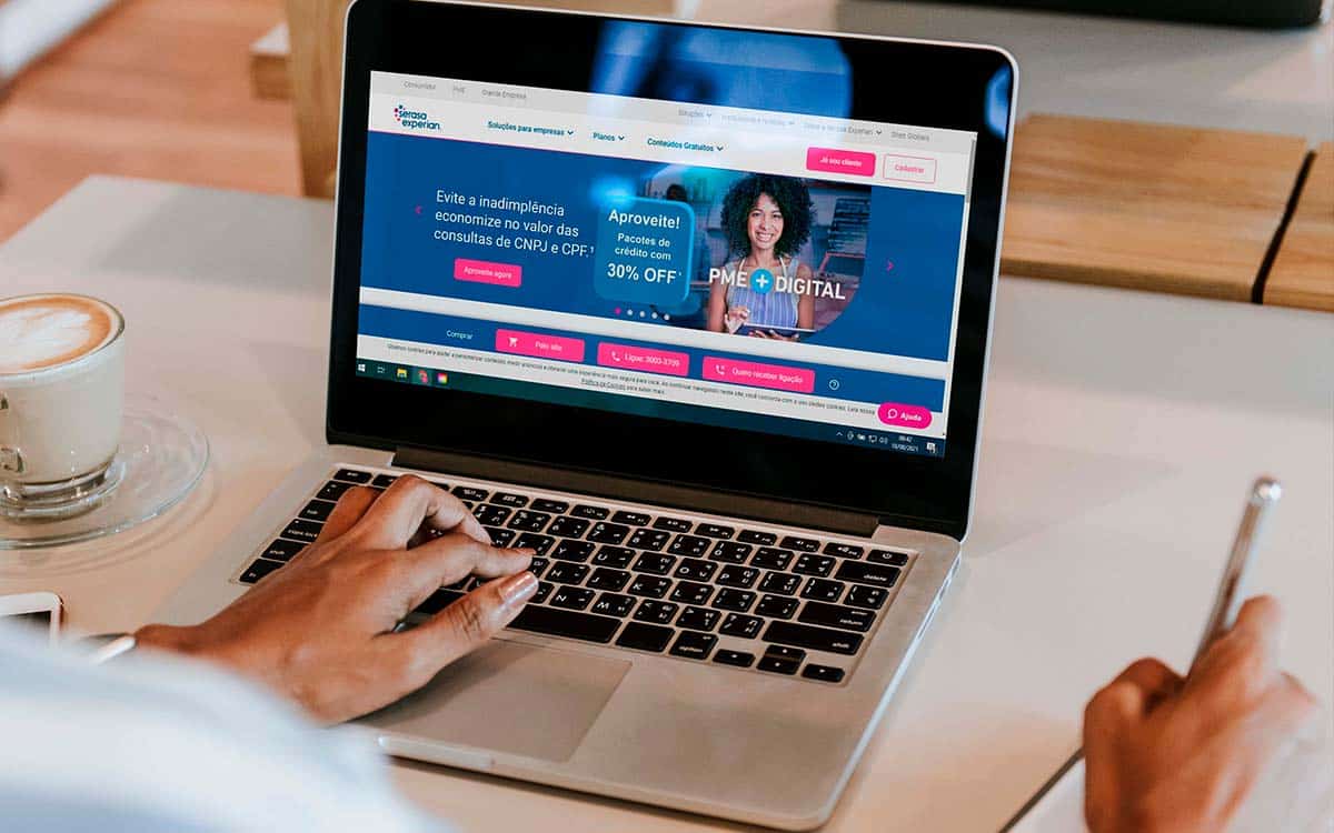 imagem por @rawpixel.com / freepik / serasa / editado por jornal contábil