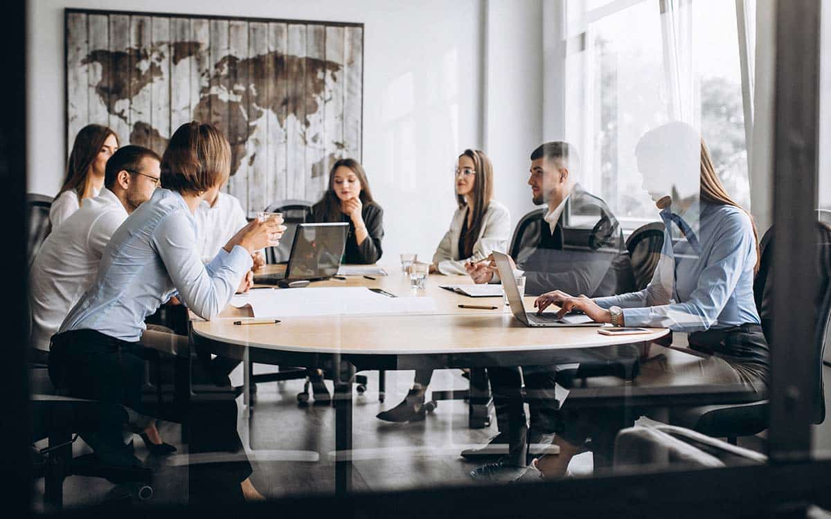 Imagem por @senivpetro / freepik