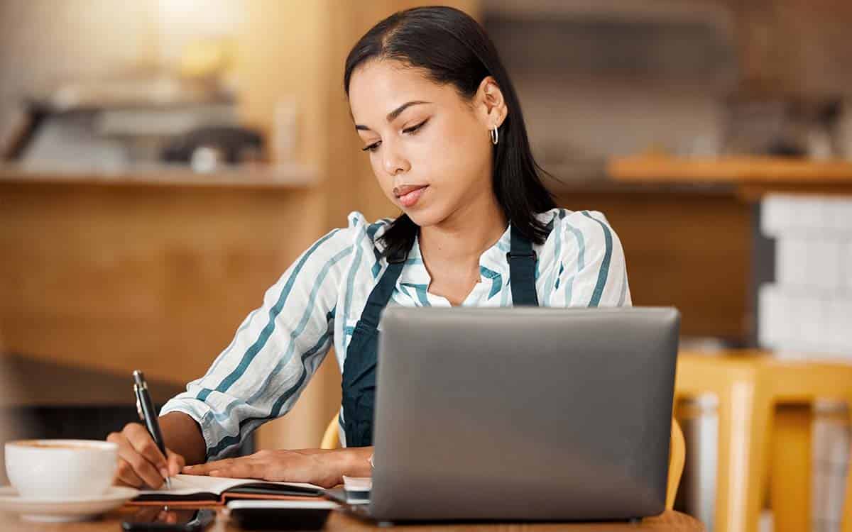 Imagem por @yuriarcurspeopleimages / freepik