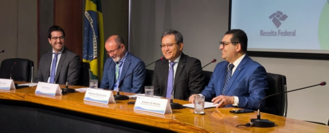 Profissionais da contabilidade são apontados como essenciais pela Receita Federal na declaração do IRPF 2026