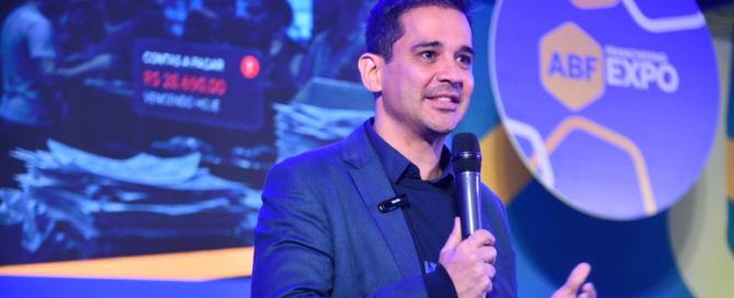 Sebrae leva pequenos negócios à maior feira de franquias do mundo e amplia apoio à expansão do franchising brasileiro