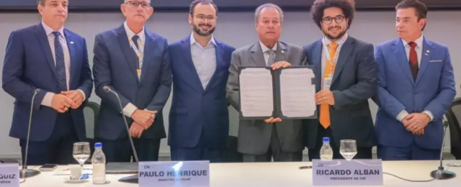 Seminário defende atuação conjunta entre indústria e pequenos negócios para impulsionar o desenvolvimento